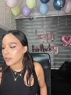 Little Amber6 online show from 8, 1, 2025