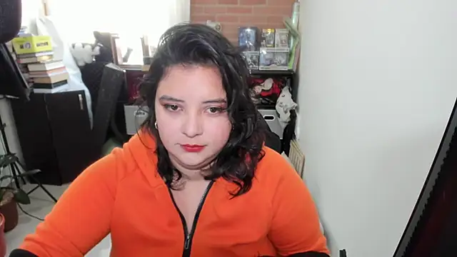 Snapshot of aika-dreams chatting on 8, 10, 2025 aika-dreams online show from 8, 10, 2025