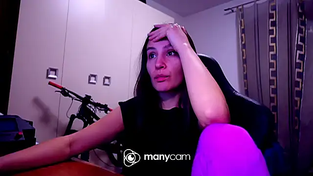 Snapshot of GodlyTheia chatting on 20, 2, 2025 GodlyTheia online show from 20, 2, 2025