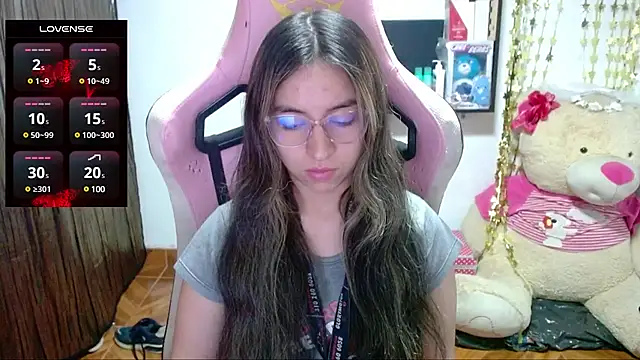 Maggie Fox3 online show from 1, 3, 2025