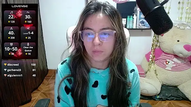 Maggie Fox3 online show from 2, 3, 2025