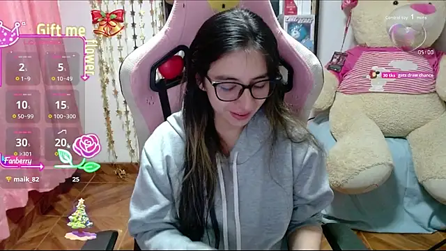 Maggie Fox3 online show from 13, 11, 2025