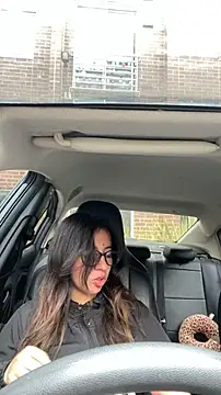 Maggie Fox3 online show from 15, 4, 2026