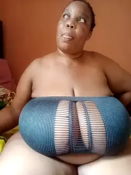 Snapshot of Lovelyboobs01 chatting on 11, 1, 2025 Lovelyboobs01 online show from 11, 1, 2025