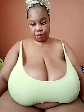 Snapshot of Lovelyboobs01 chatting on 23, 1, 2025 Lovelyboobs01 online show from 23, 1, 2025