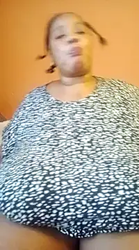 Snapshot of Lovelyboobs01 chatting on 16, 2, 2025 Lovelyboobs01 online show from 16, 2, 2025