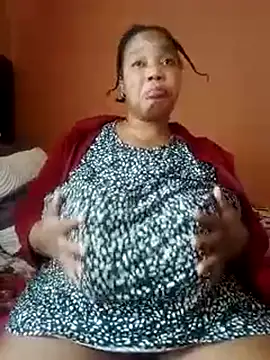 Snapshot of Lovelyboobs01 chatting on 18, 2, 2025 Lovelyboobs01 online show from 18, 2, 2025