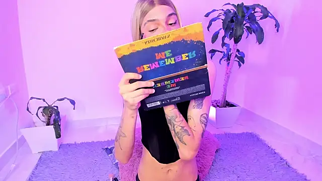 Snapshot of Varya_Ferreira chatting on 7, 4, 2026 Varya Ferreira online show from 7, 4, 2026