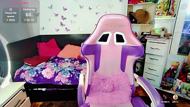 Snapshot of Naasha_ chatting on 14, 12, 2024 Naasha  online show from 14, 12, 2024