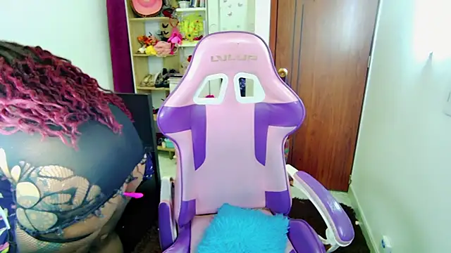 Snapshot of Naasha_ chatting on 9, 2, 2025 Naasha  online show from 9, 2, 2025