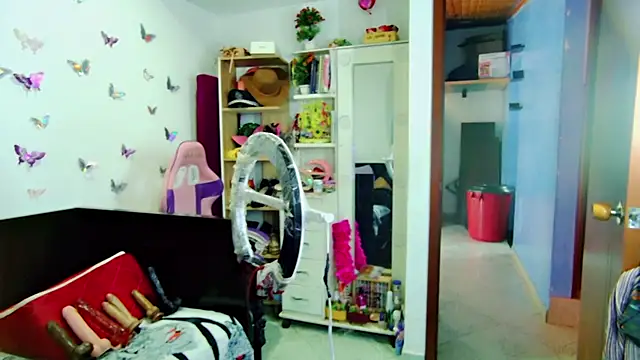 Snapshot of Naasha_ chatting on 18, 3, 2025 Naasha  online show from 18, 3, 2025