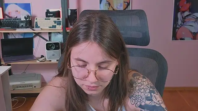  AnnaStark  online show from 18, 4, 2026