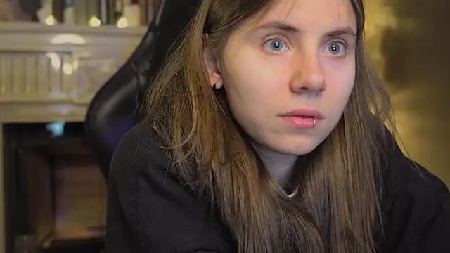 Snapshot of _AnnaStark_ chatting on 7, 5, 2026 AnnaStark online show from 7, 5, 2026