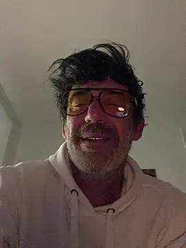 maxximere online show from 25, 2, 2026