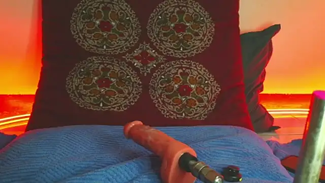 Raquel789 online show from 10, 4, 2026