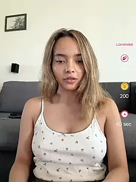 Snapshot of Irina_Grant chatting on 1, 5, 2026 Irina Grant online show from 1, 5, 2026