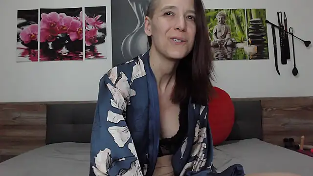 Naschkatze01 online show from 13, 2, 2025