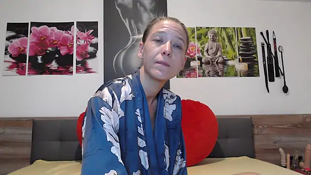 Naschkatze01 online show from 22, 10, 2025