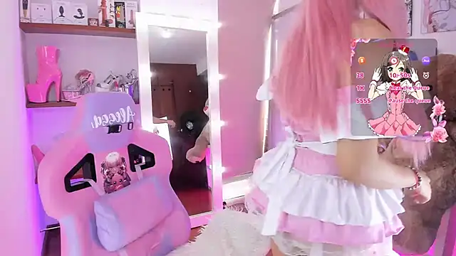 alessandrathedoll online show from 4, 2, 2025