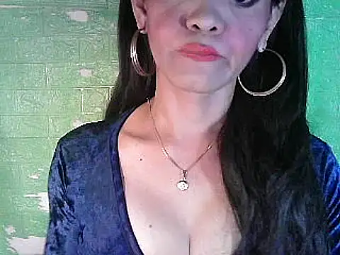 Snapshot of Rosebaumgardner1234 chatting on 18, 2, 2025 Rosebaumgardner1234 online show from 18, 2, 2025