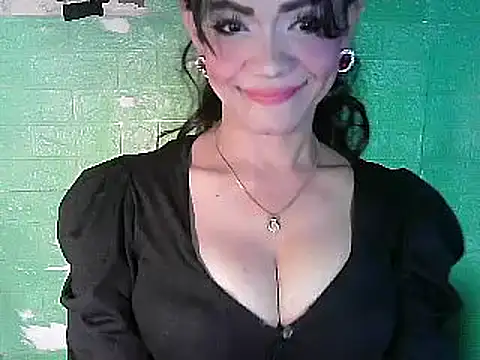 Snapshot of Rosebaumgardner1234 chatting on 21, 2, 2025 Rosebaumgardner1234 online show from 21, 2, 2025