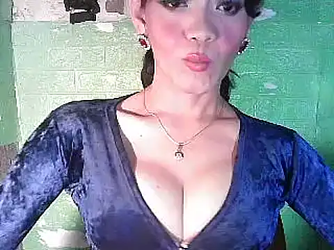 Snapshot of Rosebaumgardner1234 chatting on 23, 2, 2025 Rosebaumgardner1234 online show from 23, 2, 2025