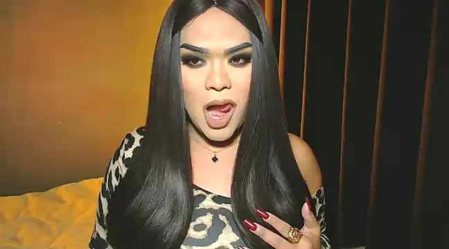 Snapshot of VictoriaEliz chatting on 4, 12, 2024 VictoriaEliz online show from 4, 12, 2024