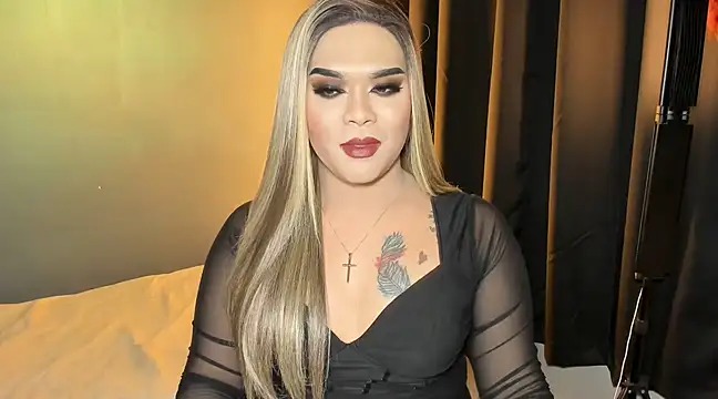 Snapshot of VictoriaEliz chatting on 12, 3, 2025 VictoriaEliz online show from 12, 3, 2025