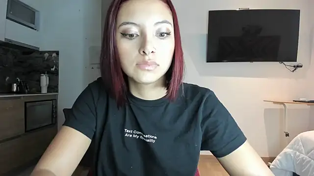 Snapshot of alexademie1 chatting on 8, 1, 2025 alexademie1 online show from 8, 1, 2025