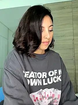 Snapshot of alexademie1 chatting on 30, 11, 2025 alexademie1 online show from 30, 11, 2025