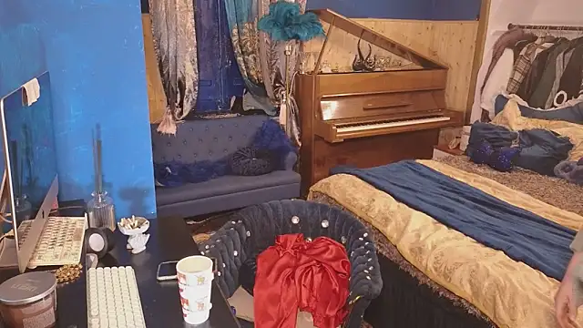 VanessaDoyle online show from 5, 1, 2026