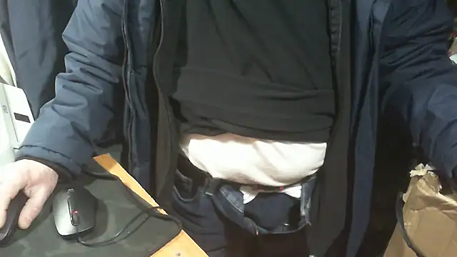 nonnomaturobisex online show from 10, 2, 2026