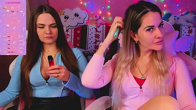 ivannatompsonnn online show from 4, 1, 2025