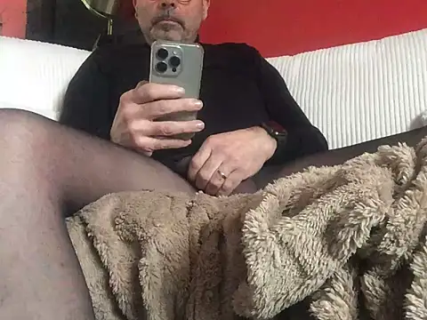 louh261 online show from 30, 3, 2026