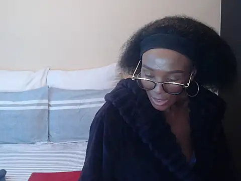 Snapshot of yummycherryxx chatting on 11, 7, 2026 yummycherryxx online show from 11, 7, 2026