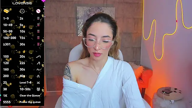 barbie scoth  online show from 19, 1, 2025