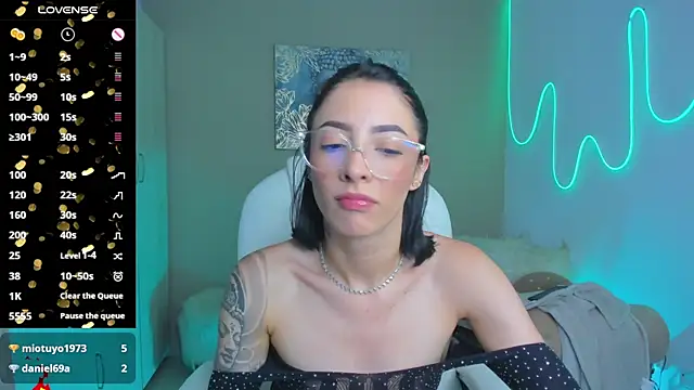 barbie scoth  online show from 28, 9, 2025