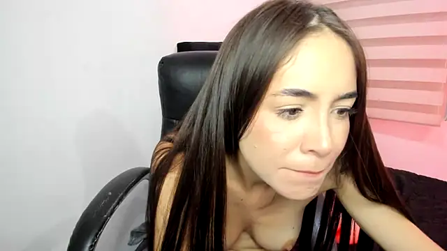 CristinaLaurentt online show from 22, 2, 2025