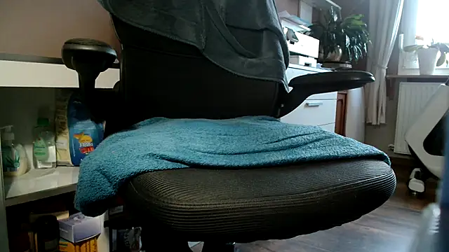 suedel65 online show from 25, 10, 2025