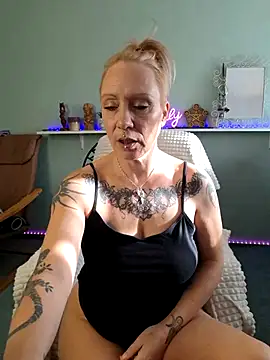 Snapshot of Jan_ina chatting on 7, 1, 2025 Jan ina online show from 7, 1, 2025