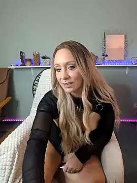 Snapshot of Jan_ina chatting on 8, 1, 2025 Jan ina online show from 8, 1, 2025