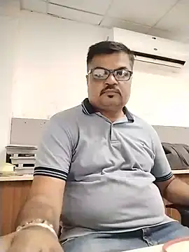 Desi Londa 143 online show from 16, 5, 2026
