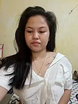 Snapshot of Cutie_Sweet_Girl69 chatting on 6, 3, 2025 Cutie Sweet Girl69 online show from 6, 3, 2025