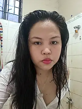 Snapshot of Cutie_Sweet_Girl69 chatting on 6, 3, 2025 Cutie Sweet Girl69 online show from 6, 3, 2025