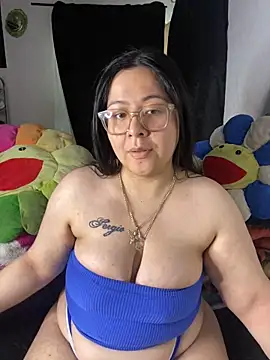 MsConejitaa online show from 4, 3, 2026