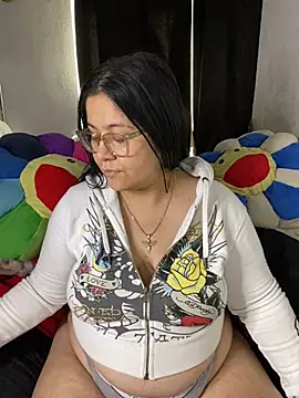 MsConejitaa online show from 27, 6, 2026
