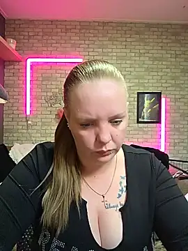Snapshot of Melissa1994- chatting on 14, 5, 2026 Melissa1994- online show from 14, 5, 2026