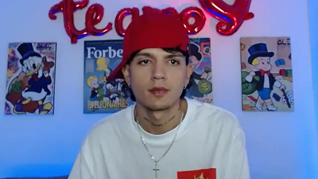 Snapshot of andersonZ998 chatting on 15, 2, 2025 andersonZ998 online show from 15, 2, 2025