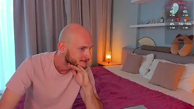 Liv coy online show from 28, 2, 2025