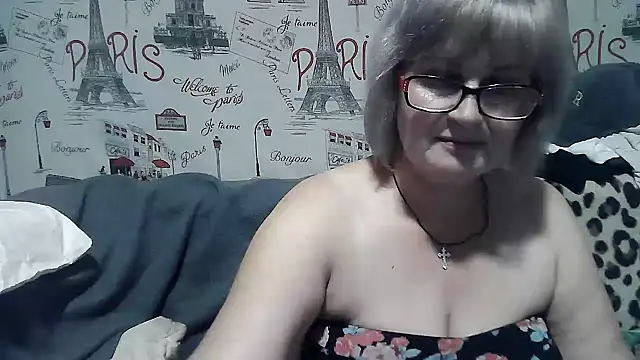 Snapshot of Gina_Marlyn chatting on 17, 12, 2024 Gina Marlyn online show from 17, 12, 2024